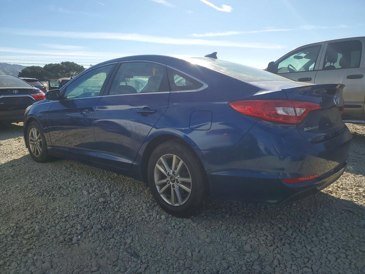 2016 HYUNDAI SONATA SE photo 2