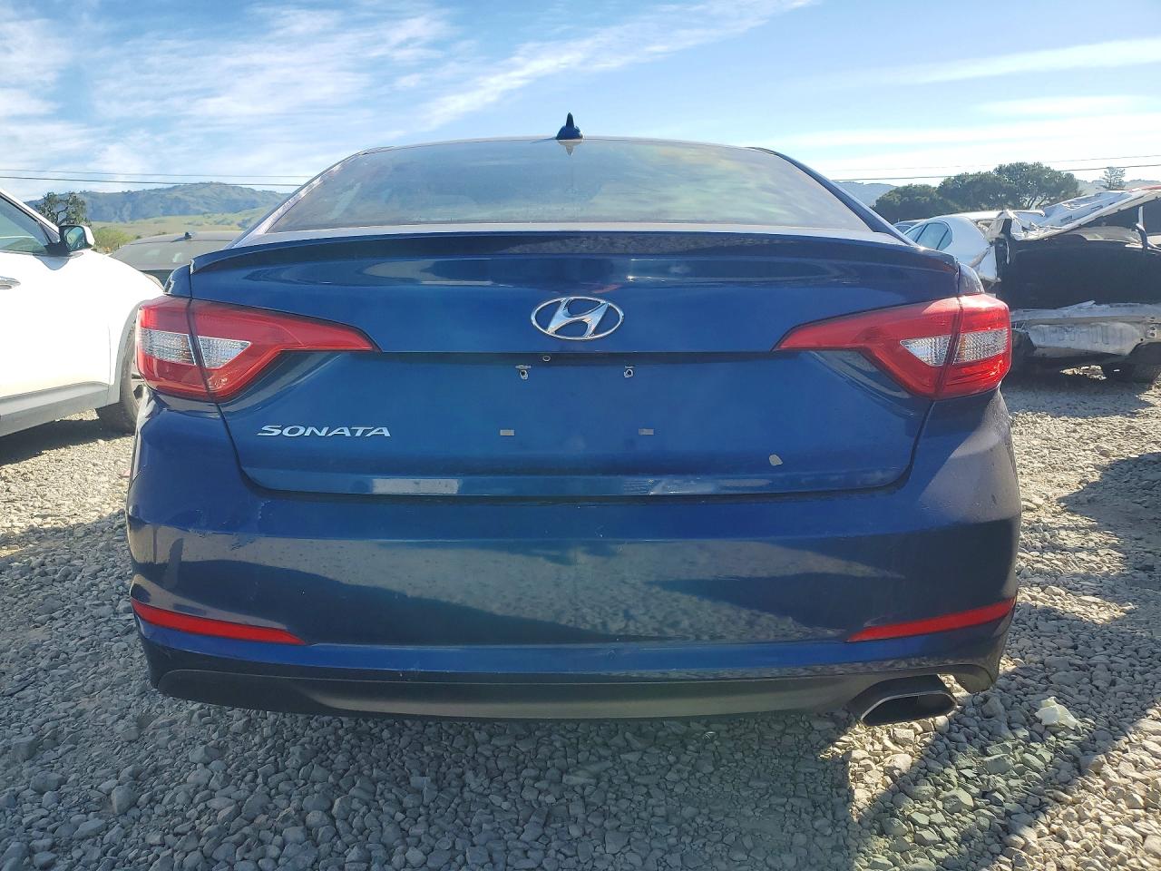 2016 HYUNDAI SONATA SE photo 6
