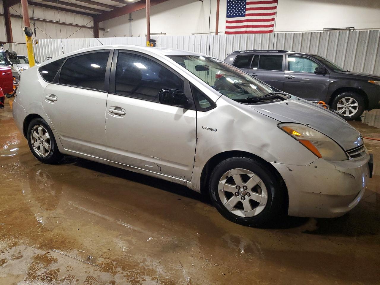 2007 TOYOTA PRIUS BASE photo 10