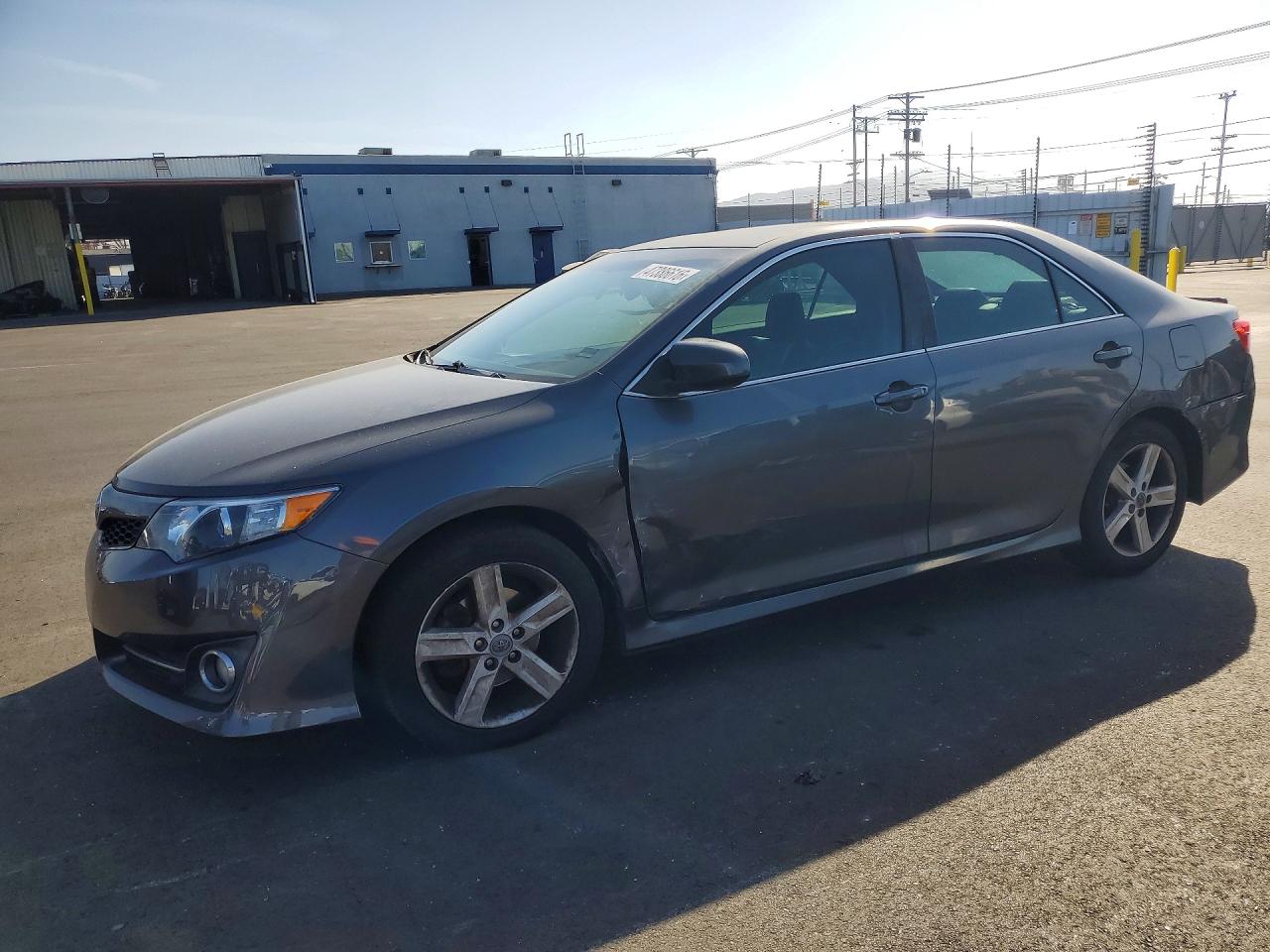 2013 TOYOTA CAMRY