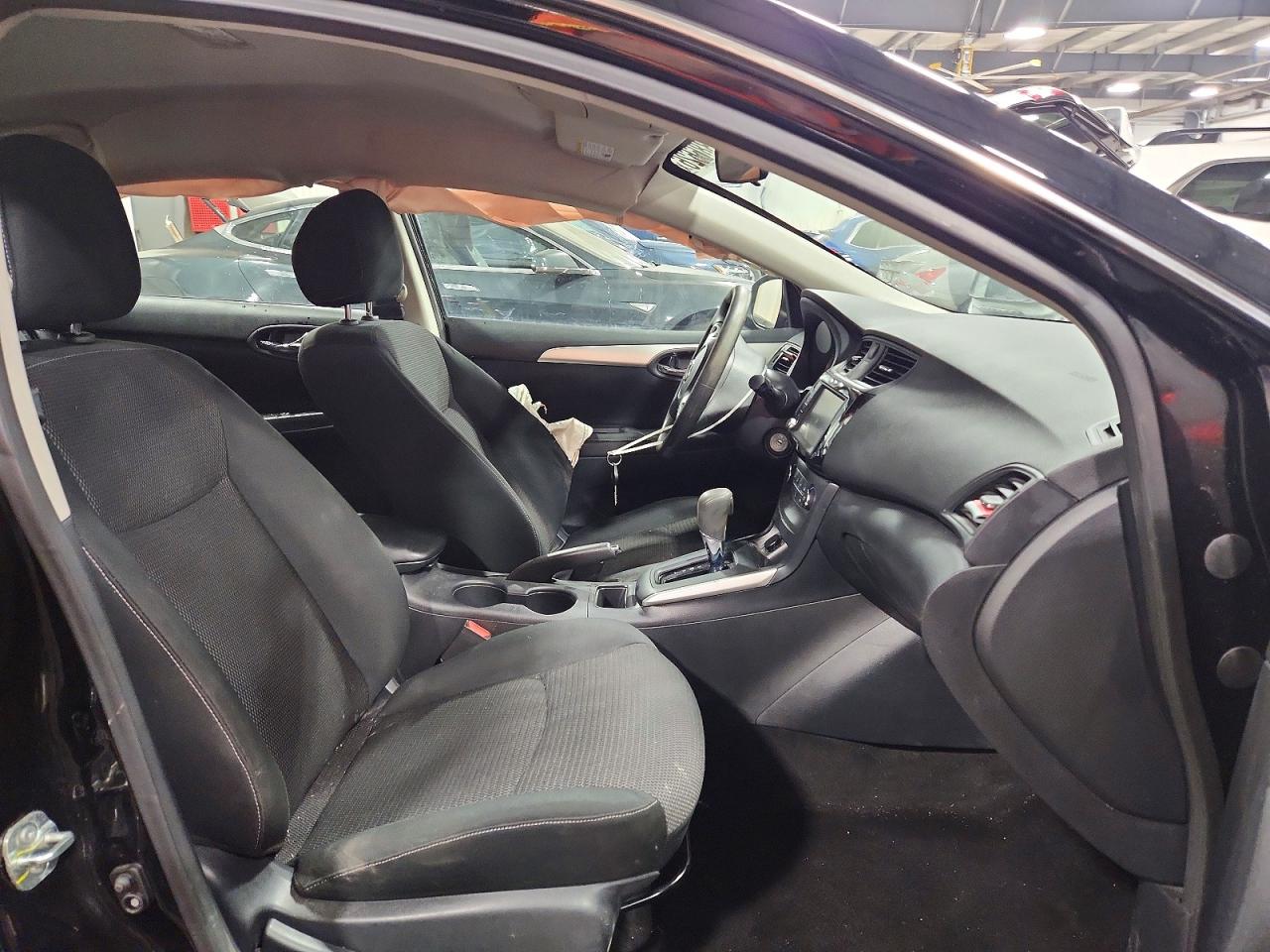 2019 NISSAN SENTRA S photo 19