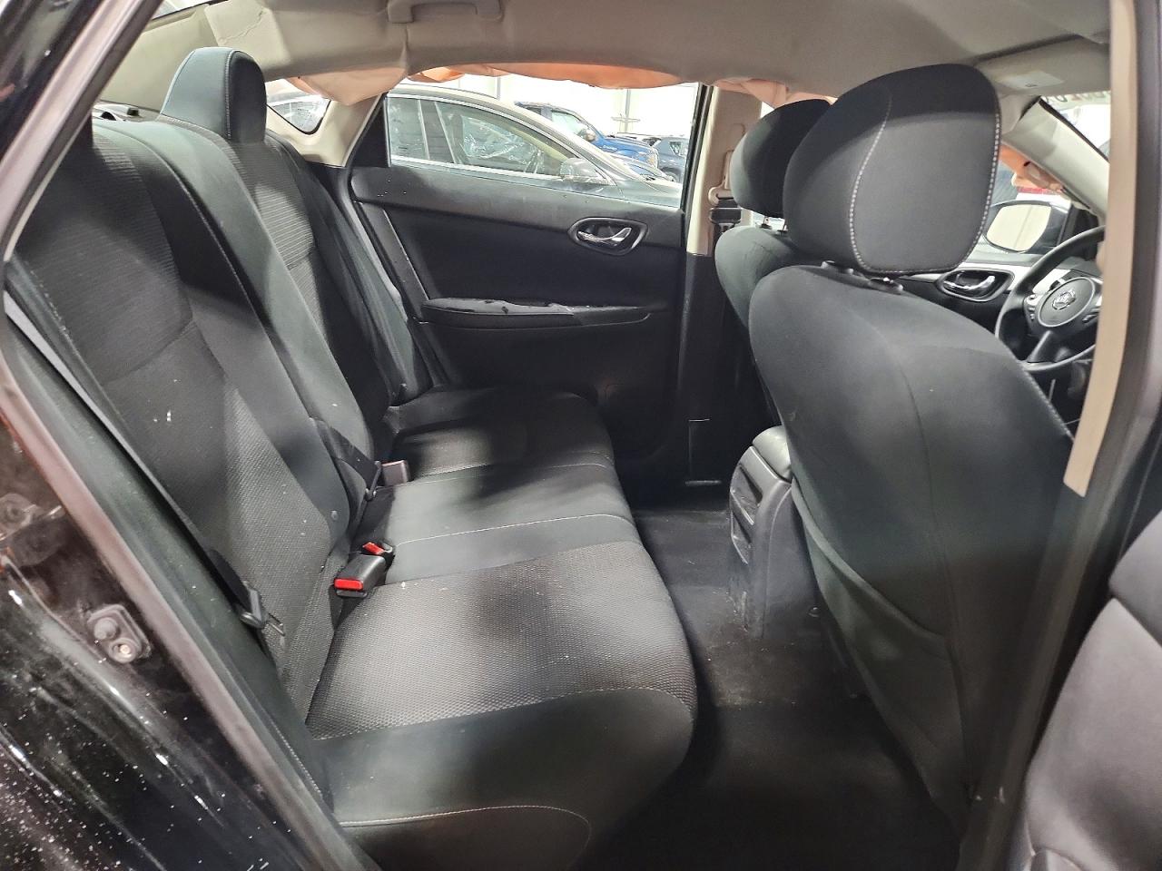 2019 NISSAN SENTRA S photo 28