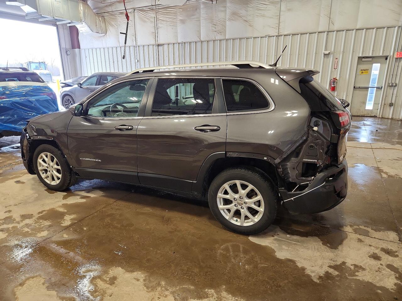 2014 JEEP CHEROKEE LATITUDE photo 3