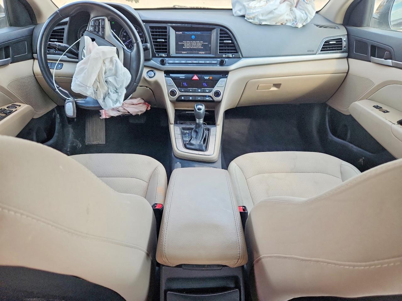 2017 HYUNDAI ELANTRA SE photo 22