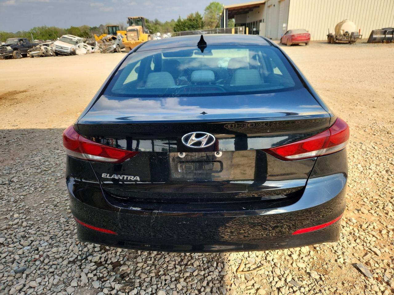 2017 HYUNDAI ELANTRA SE photo 16