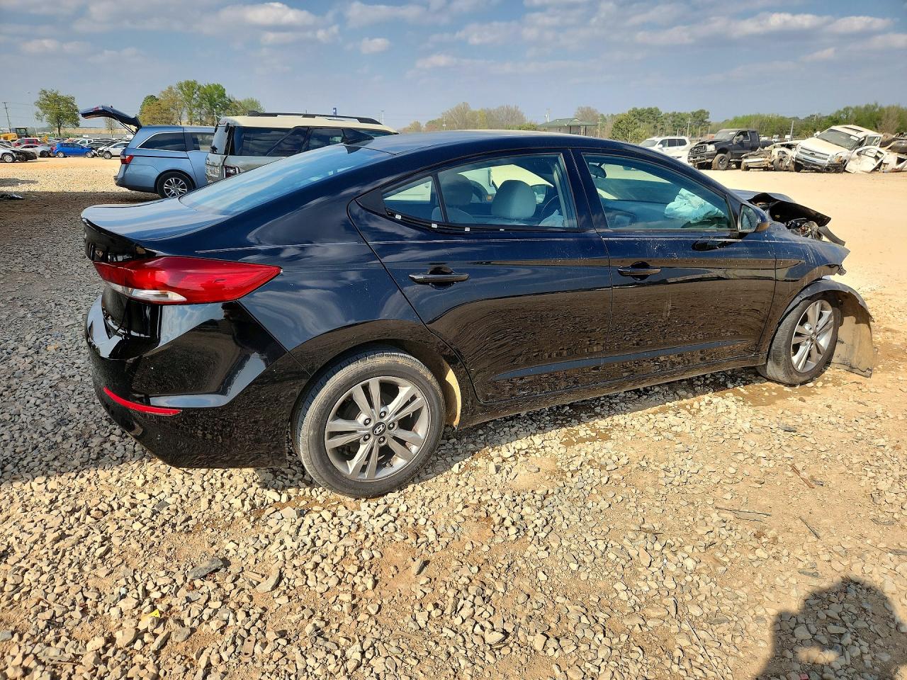 2017 HYUNDAI ELANTRA SE photo 7