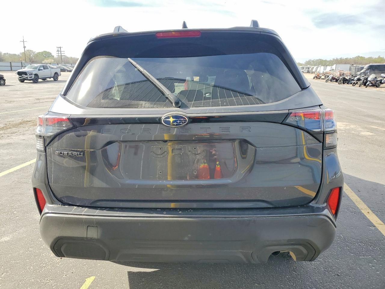 2025 SUBARU FORESTER PREMIUM photo 6