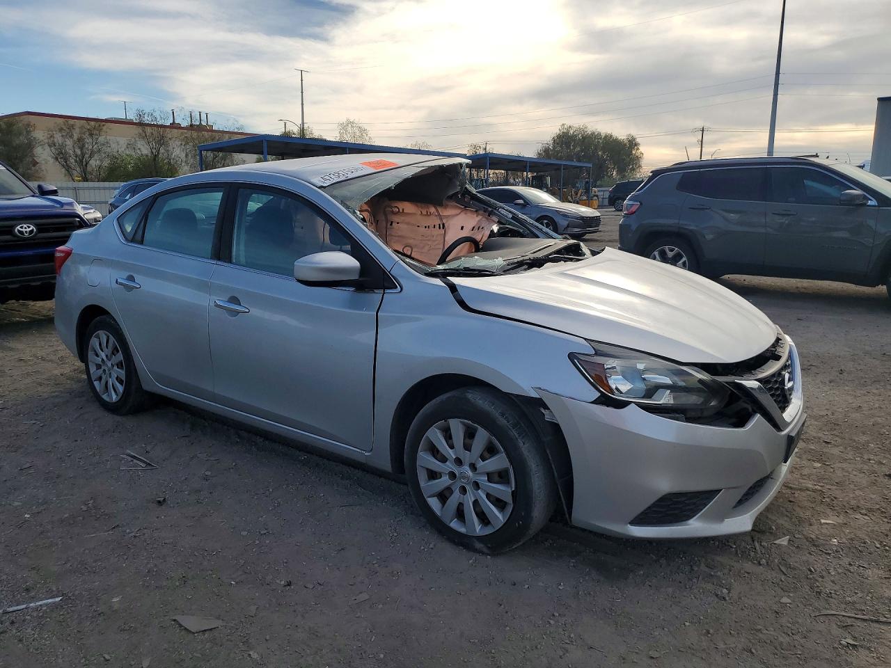 2017 NISSAN SENTRA photo 4