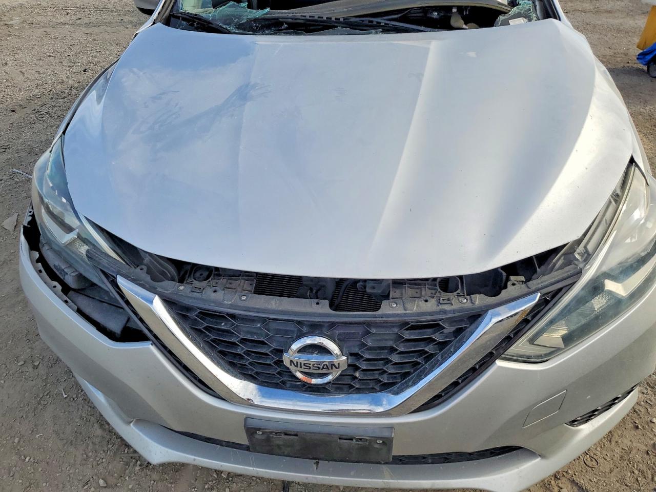 2017 NISSAN SENTRA photo 11