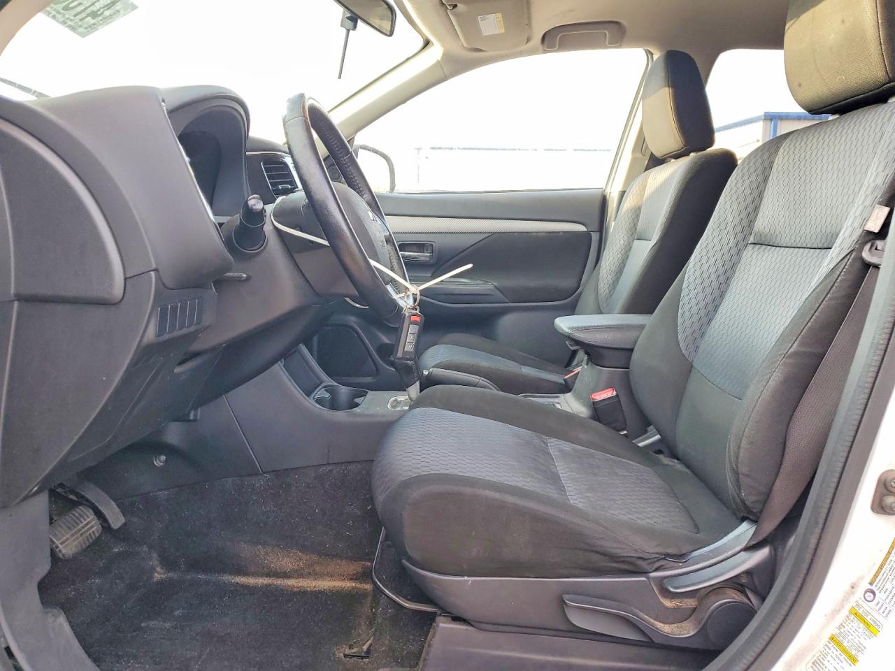 2014 MITSUBISHI OUTLANDER SE photo 13