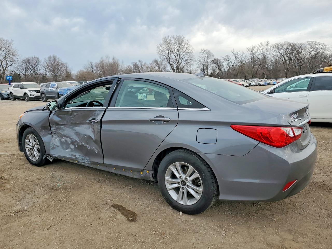 2014 HYUNDAI SONATA GLS photo 3