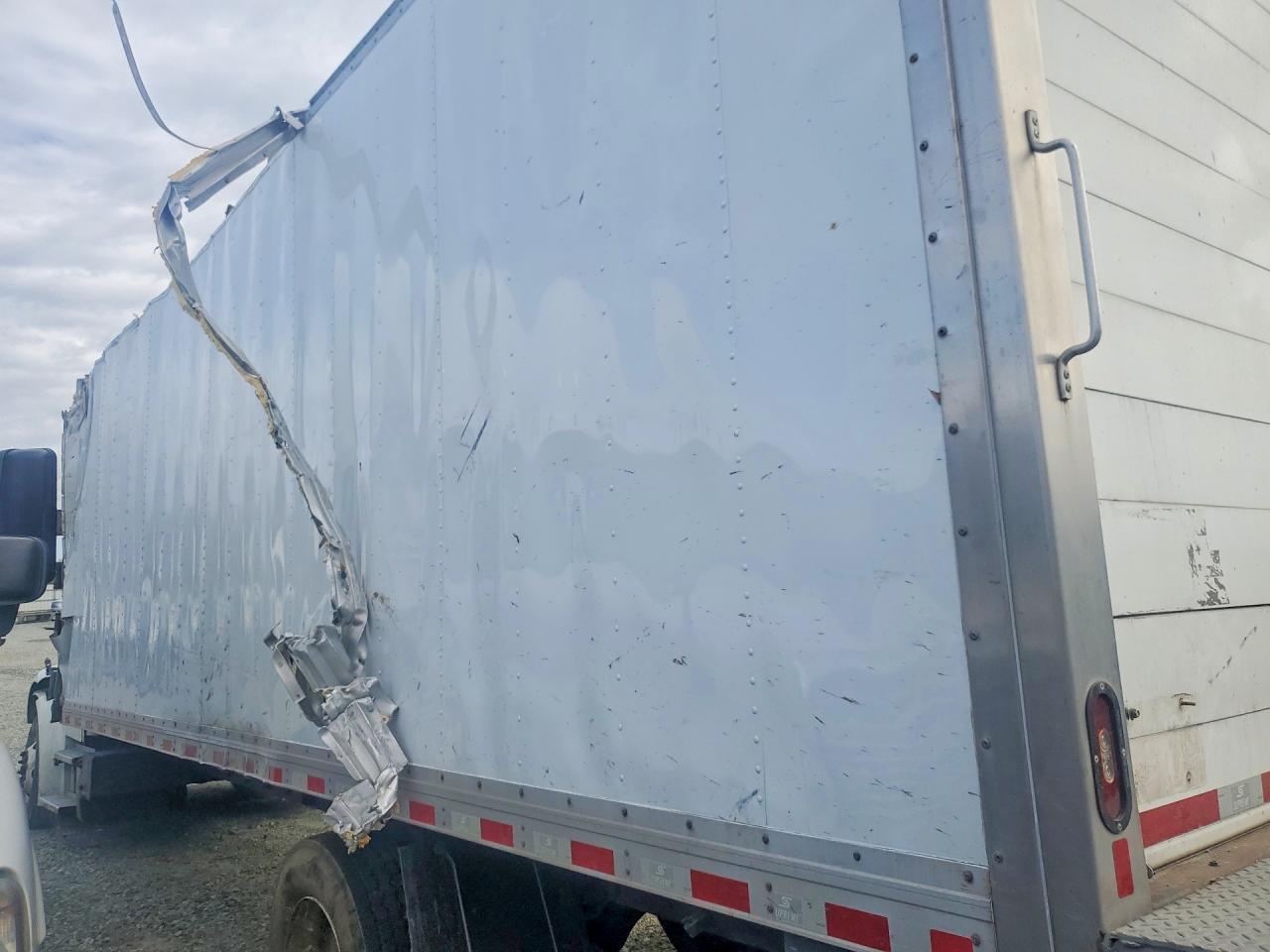 2018 FREIGHTLINER BUSINESS CLASS M2 REFRIGERATED BOX TRUCK photo 3