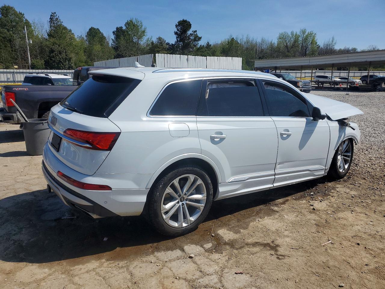 2025 AUDI Q7 PREMIUM PLUS photo 3