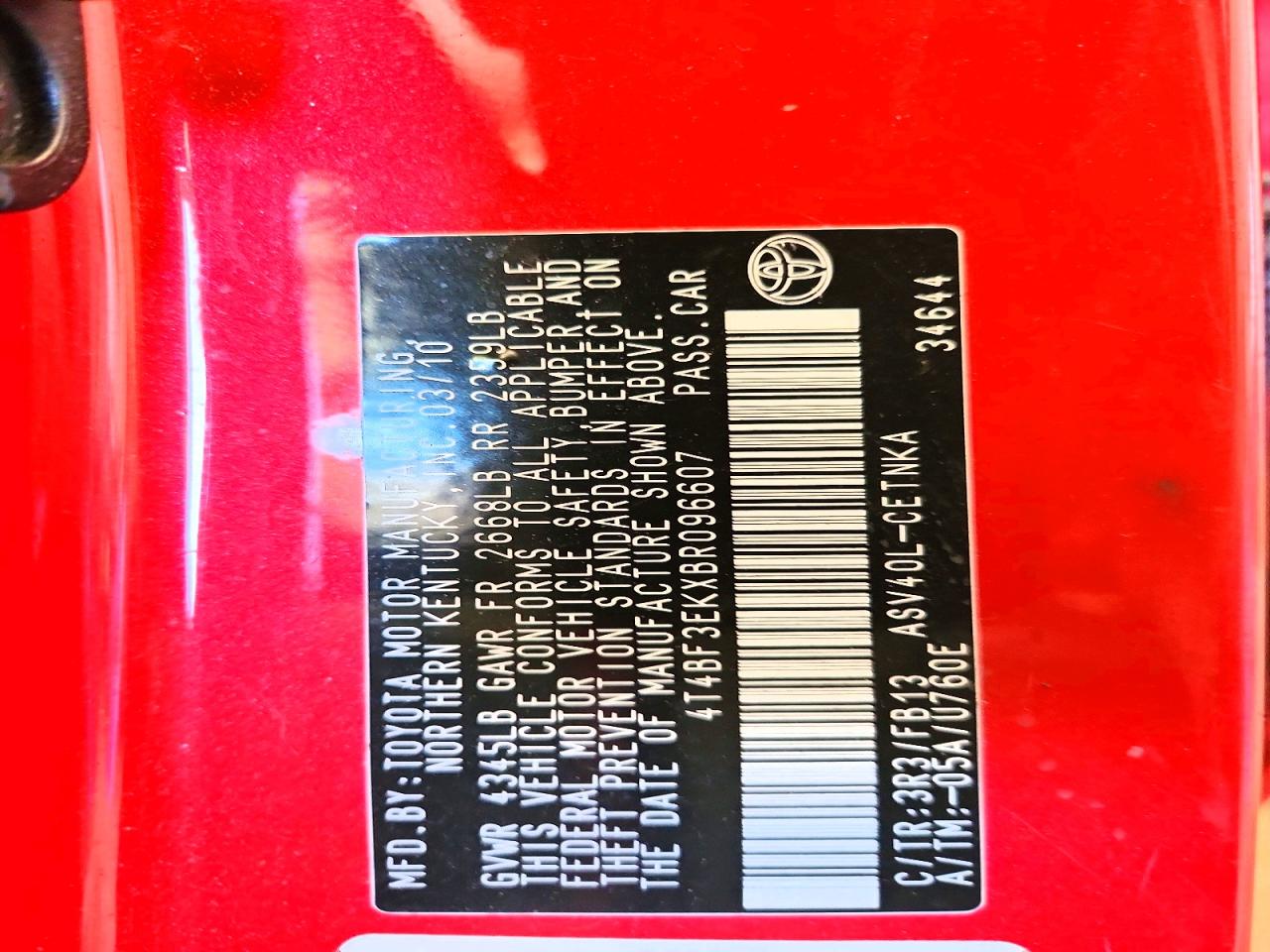 2011 TOYOTA CAMRY LE photo 12