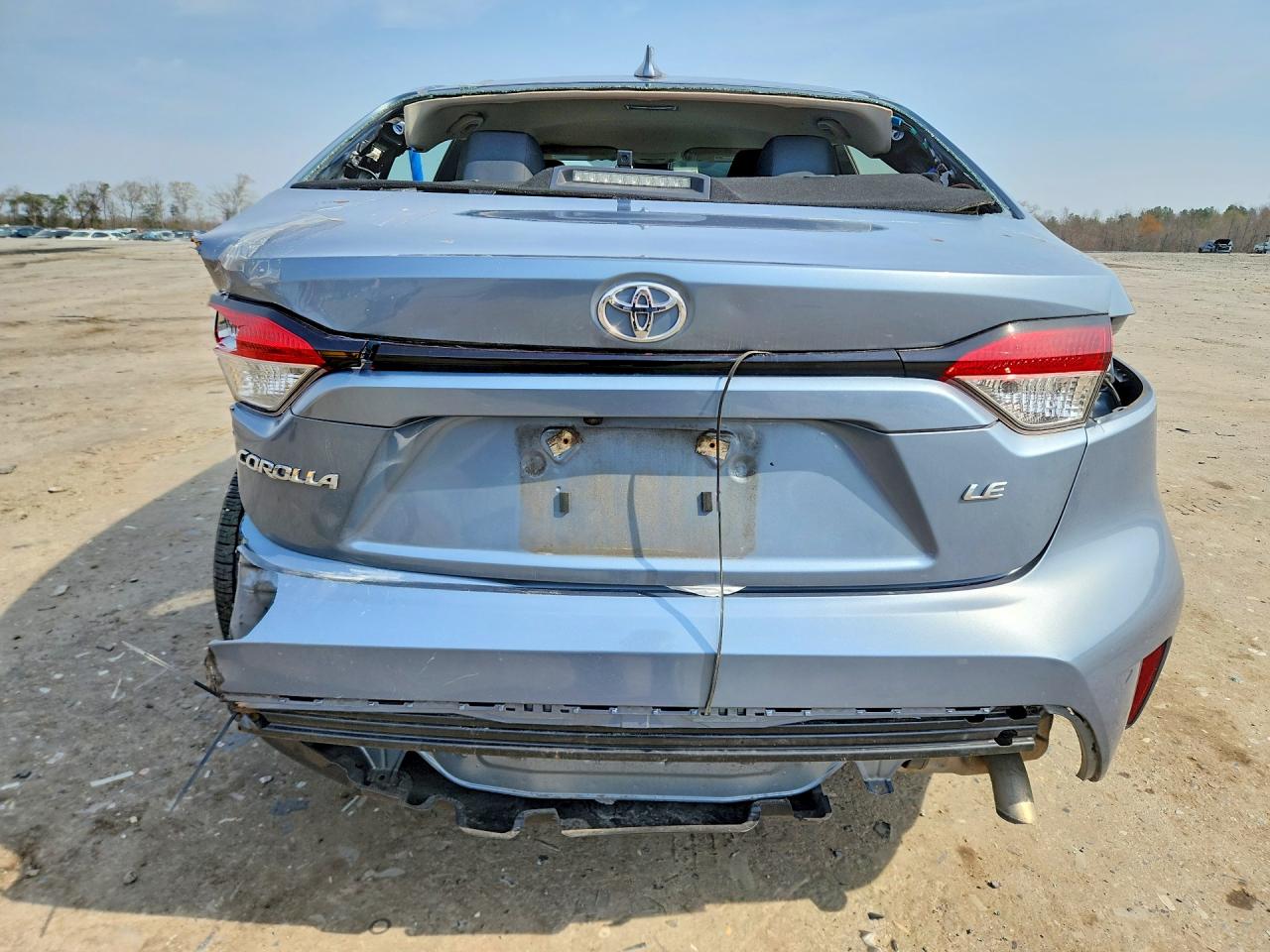 2021 TOYOTA COROLLA LE photo 11