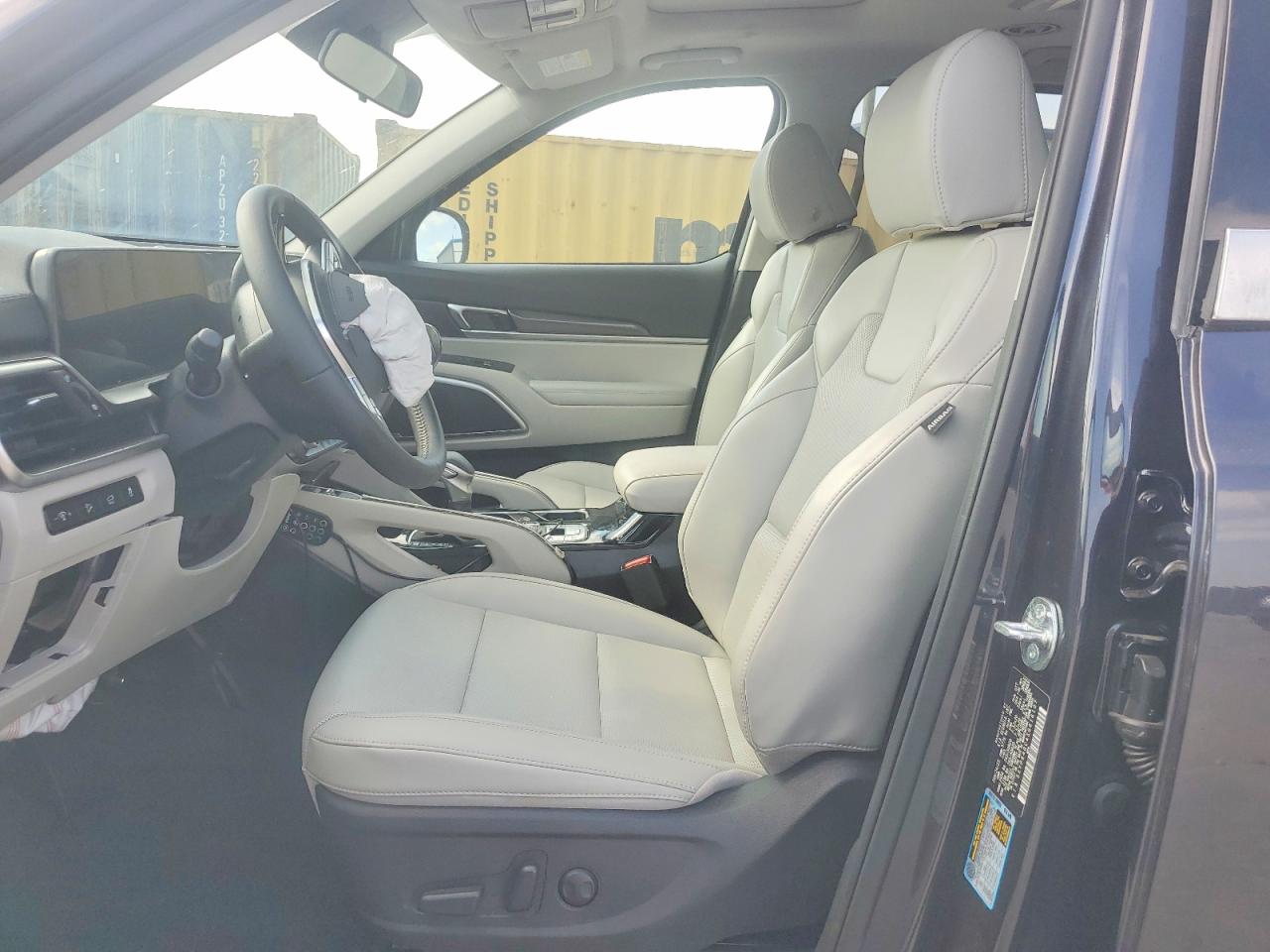 2025 KIA TELLURIDE S photo 19