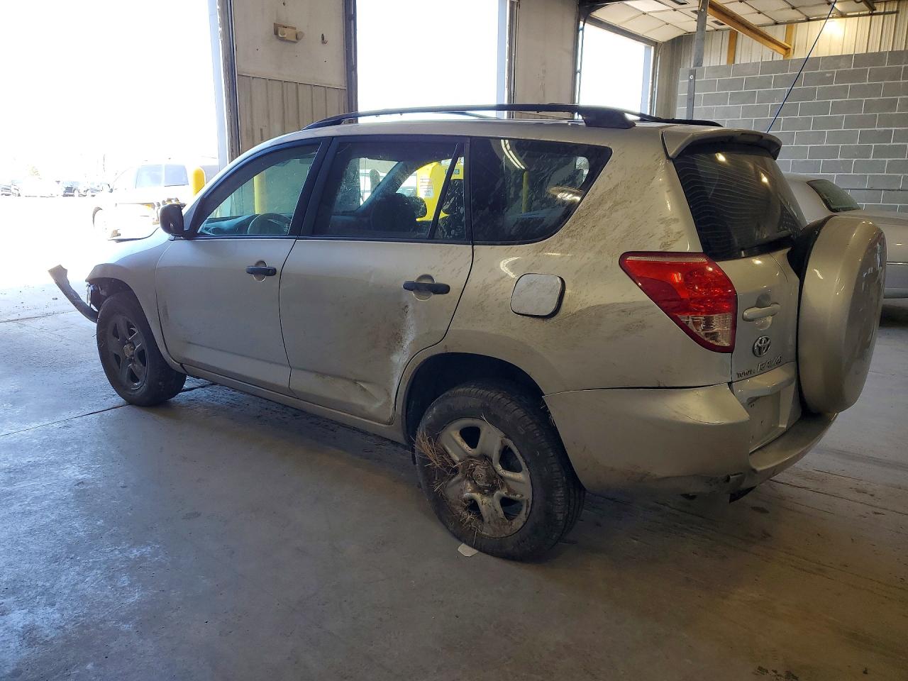 2006 TOYOTA RAV4 BASE photo 4