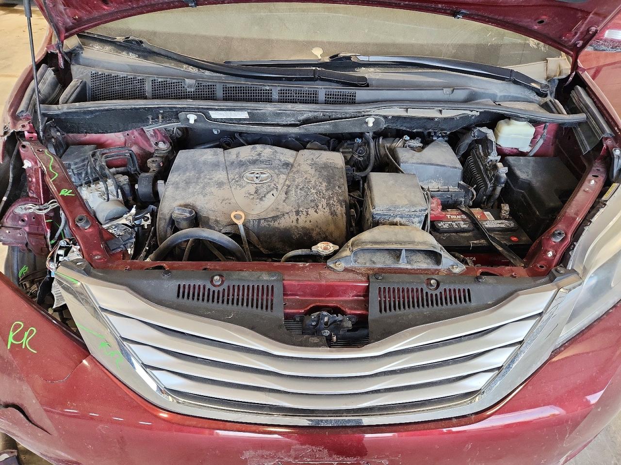 2017 TOYOTA SIENNA LIMITED PREMIUM 7-PASSENGER photo 34
