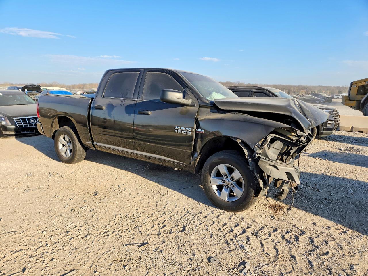 2014 RAM 1500 ST photo 10