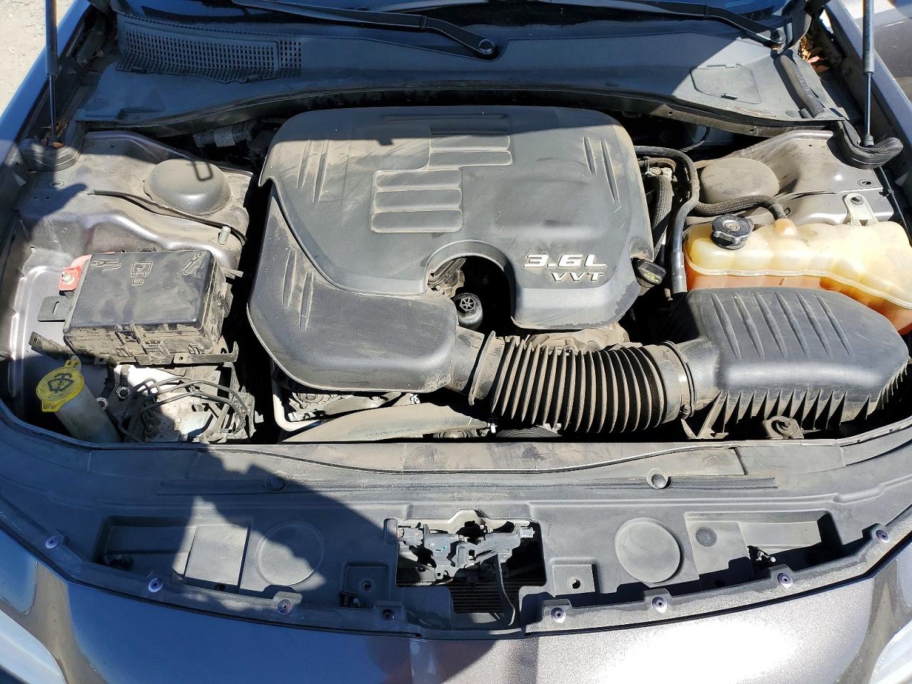 2018 CHRYSLER 300 LIMITED photo 11