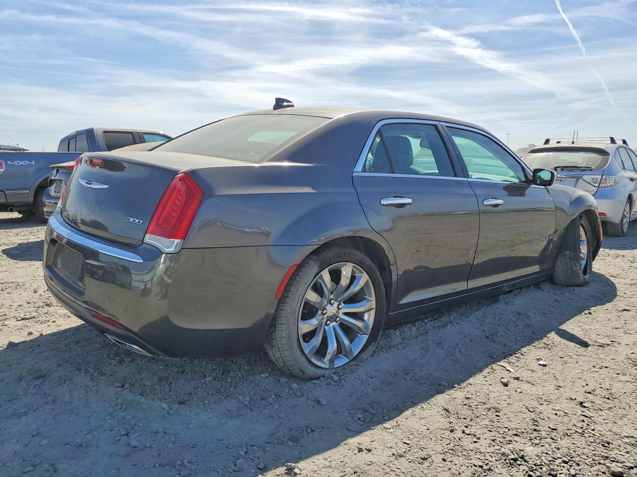 2018 CHRYSLER 300 LIMITED photo 3