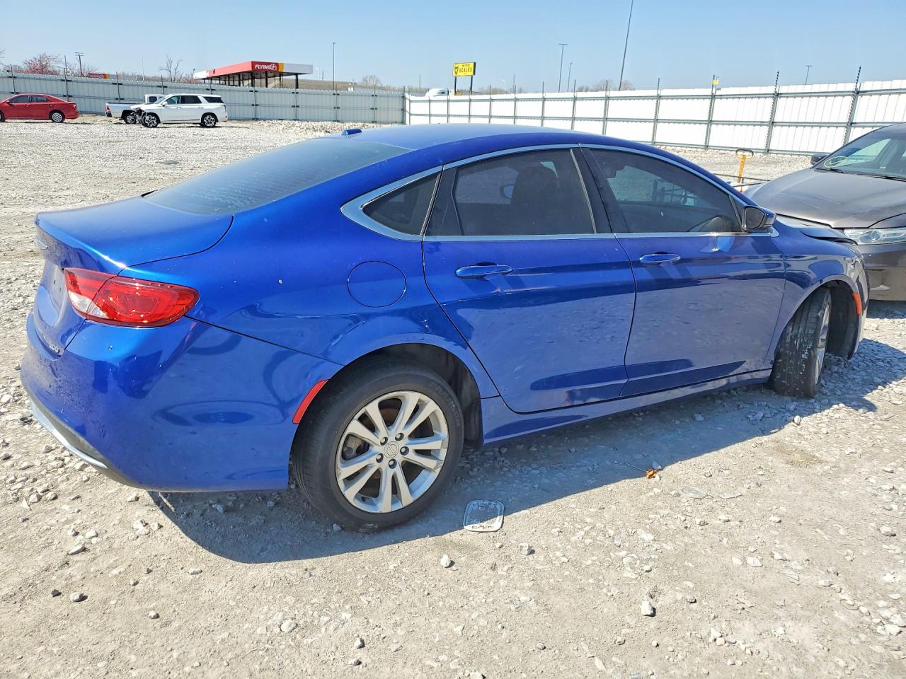 2015 CHRYSLER 200 LIMITED photo 3