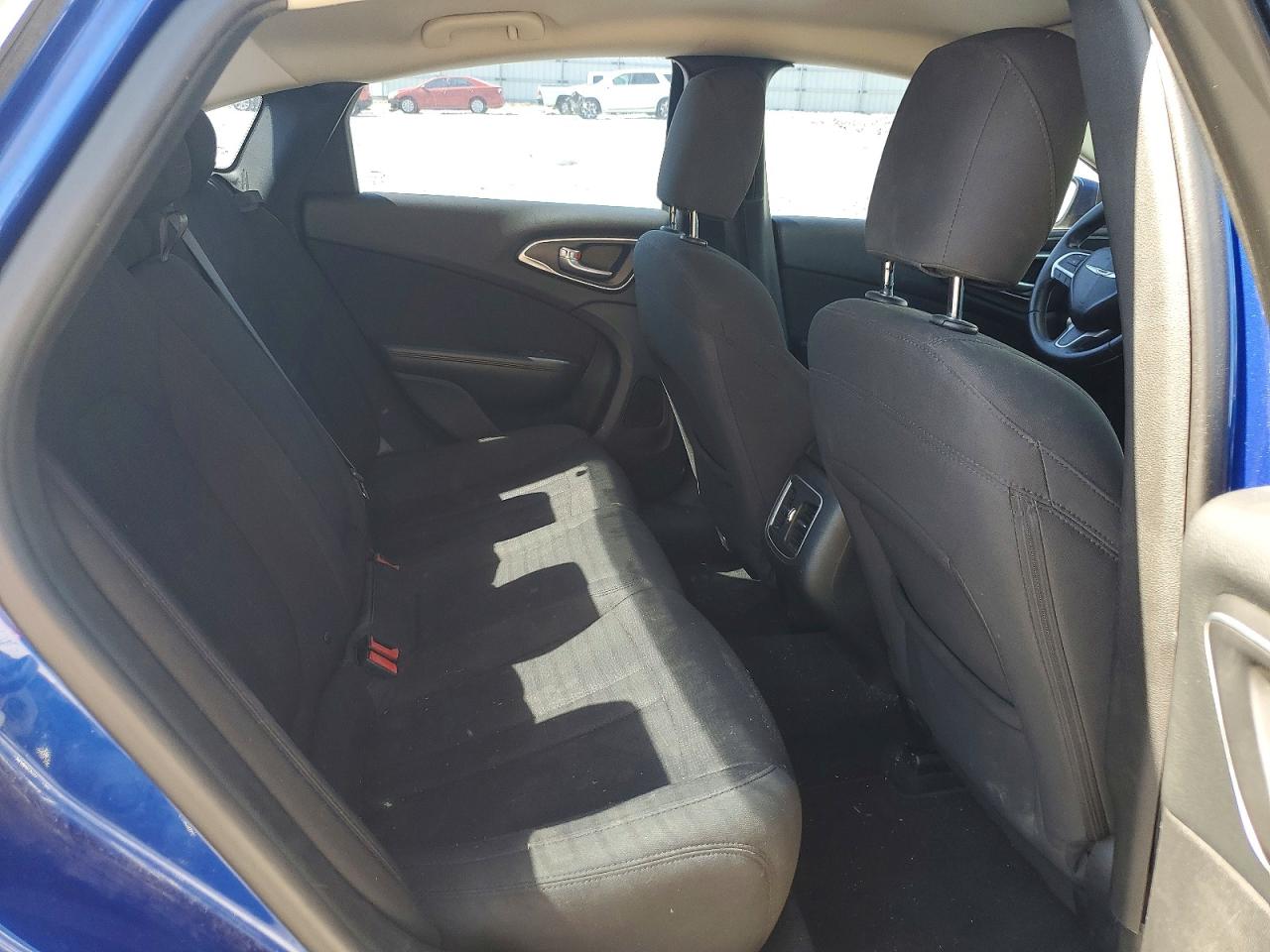 2015 CHRYSLER 200 LIMITED photo 10