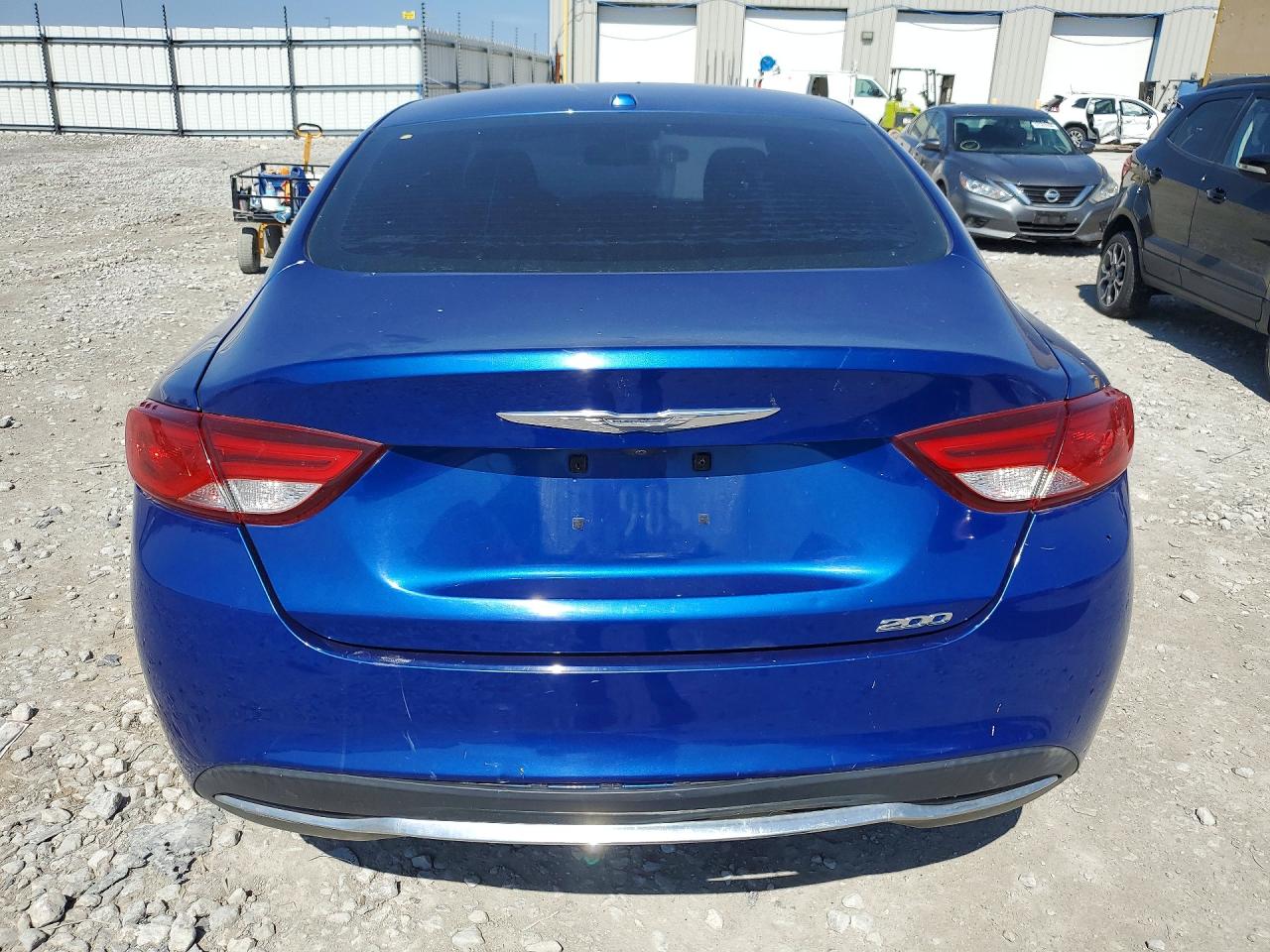 2015 CHRYSLER 200 LIMITED photo 6