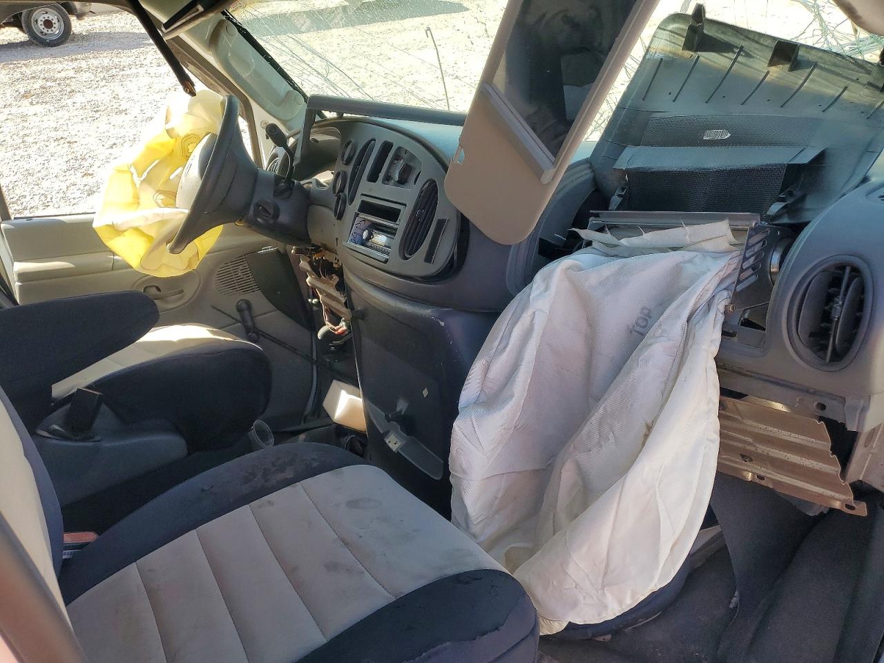 2003 FORD E350 DELIVERY VAN photo 8