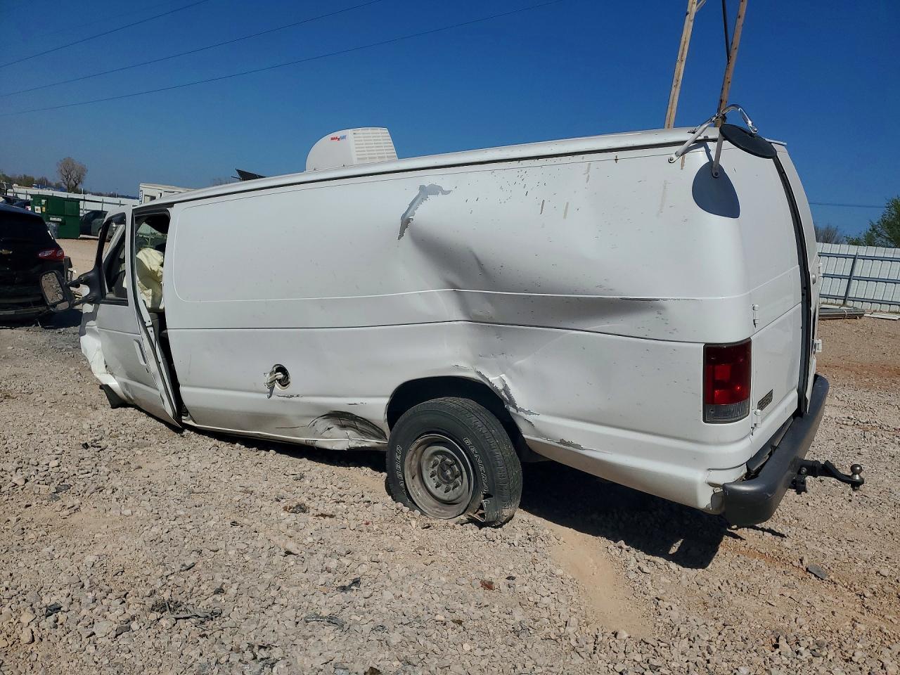 2003 FORD E350 DELIVERY VAN photo 2