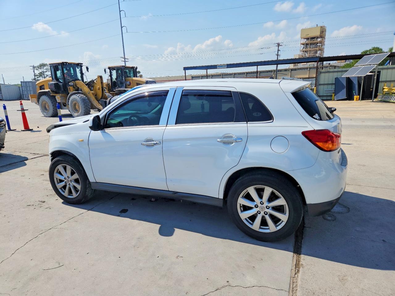 2015 MITSUBISHI OUTLANDER SPORT ES photo 4