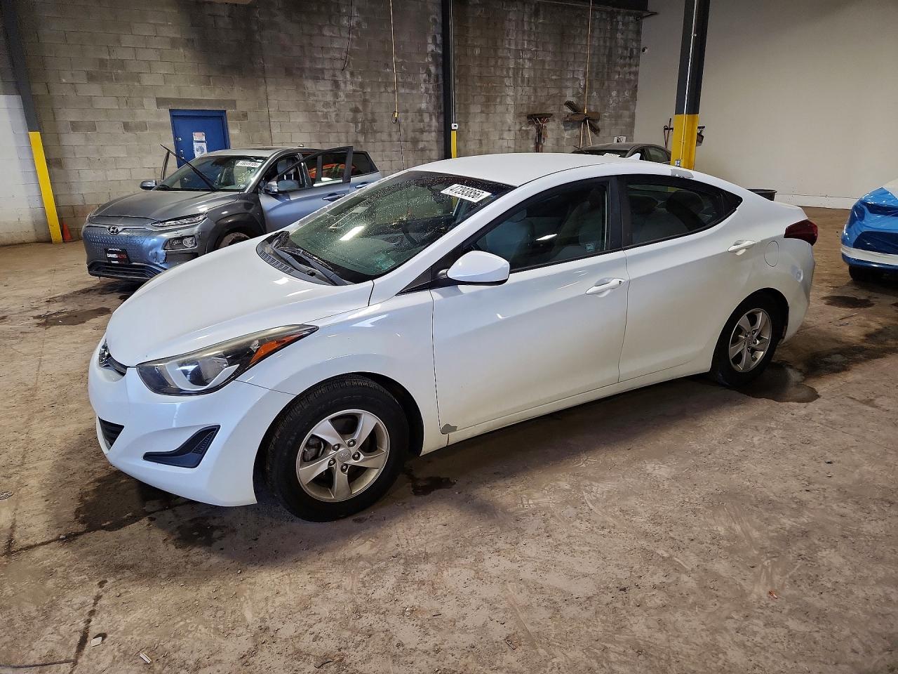 2015 HYUNDAI ELANTRA