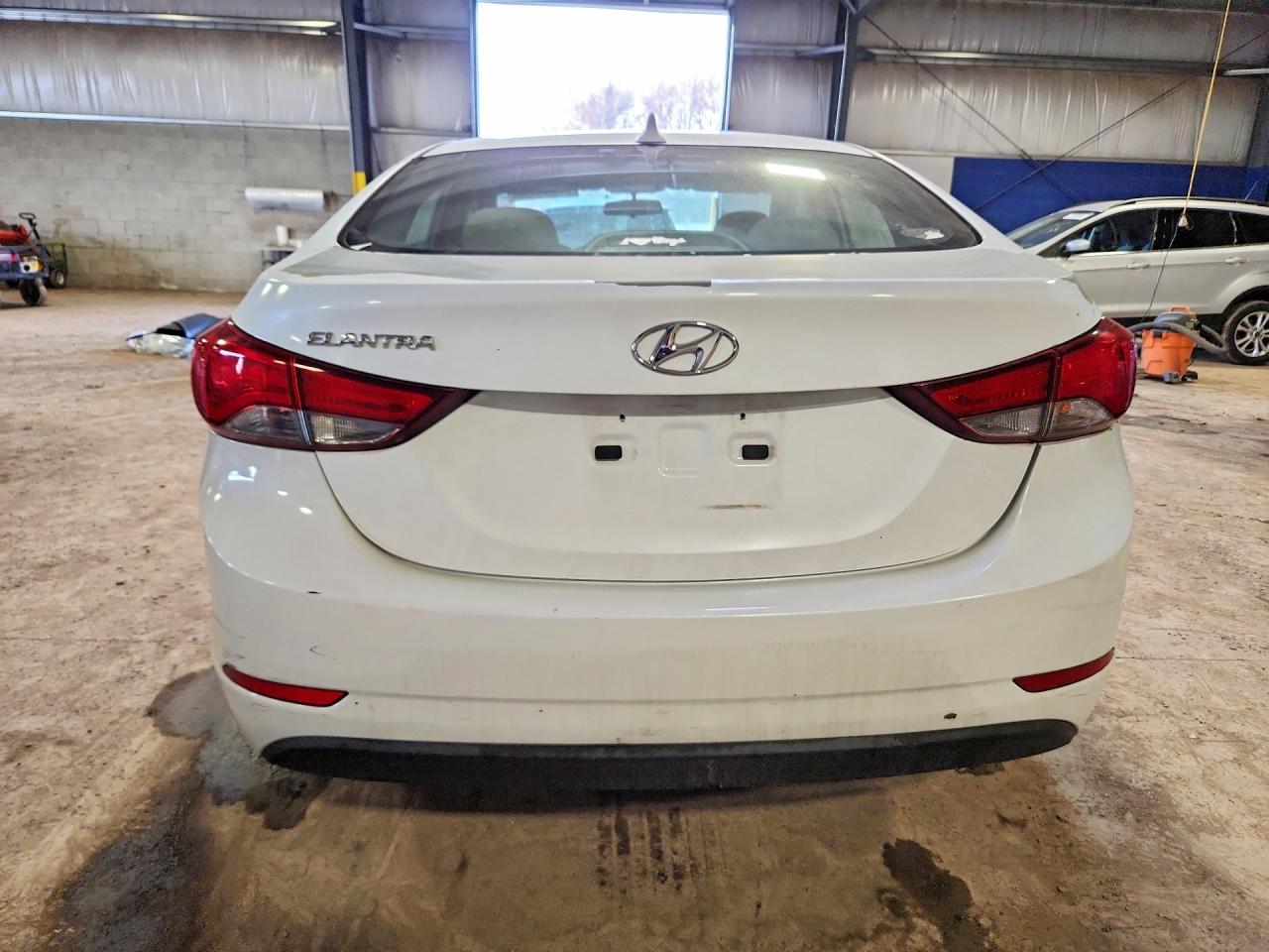 2015 HYUNDAI ELANTRA SE photo 11