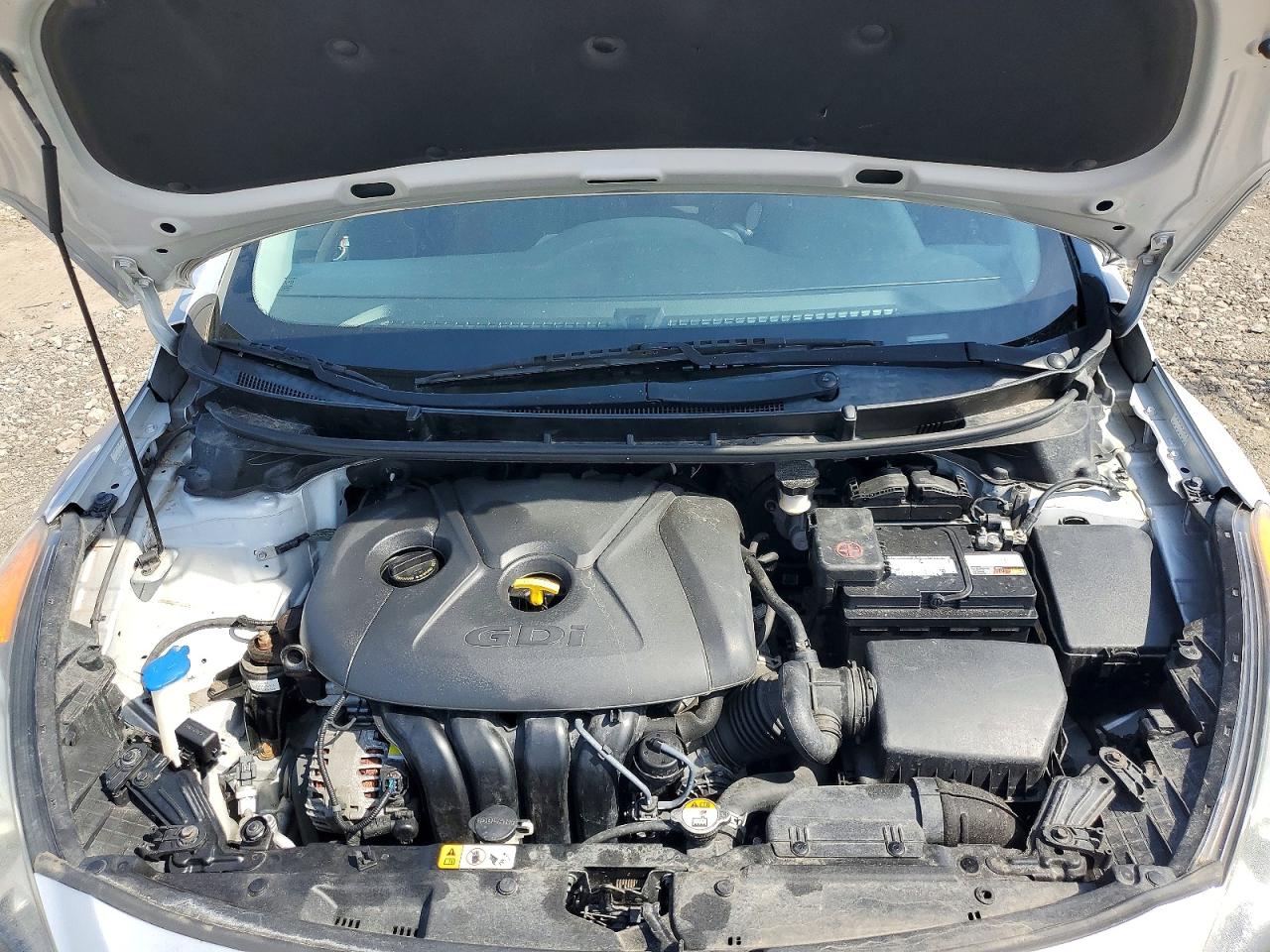 2016 HYUNDAI ELANTRA GT BASE photo 31
