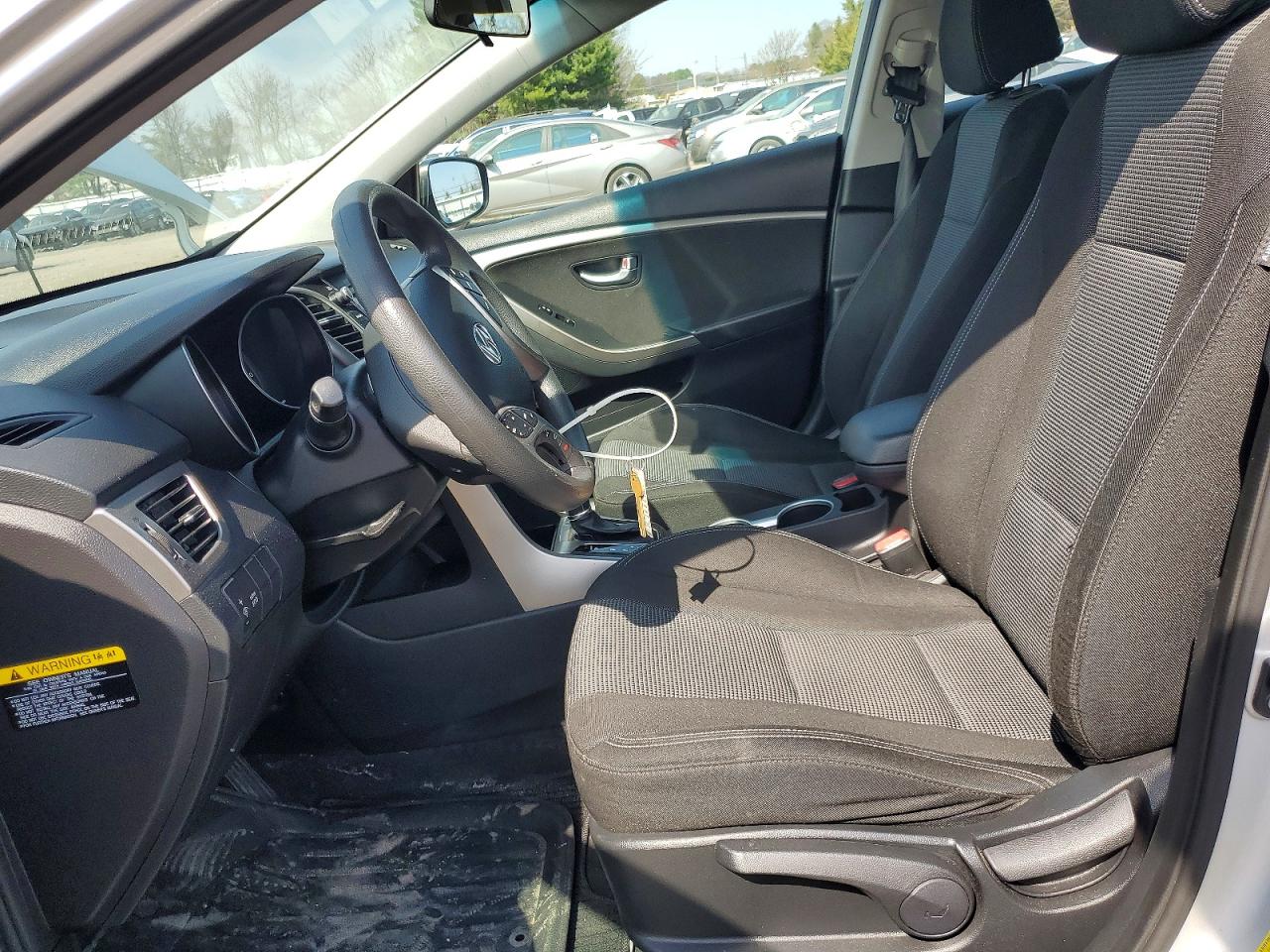 2016 HYUNDAI ELANTRA GT BASE photo 19