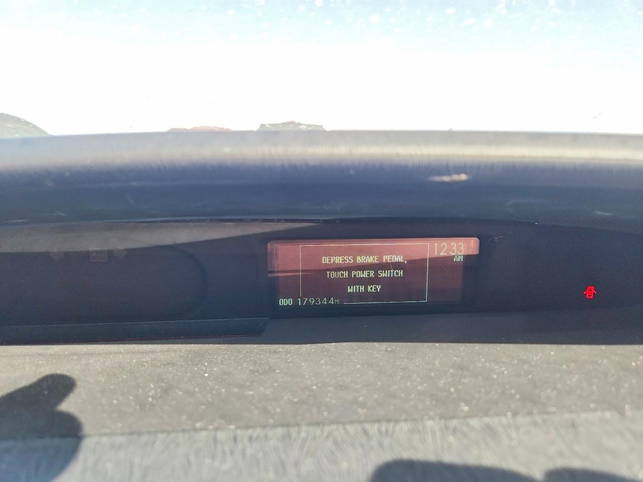 2010 TOYOTA PRIUS II photo 25