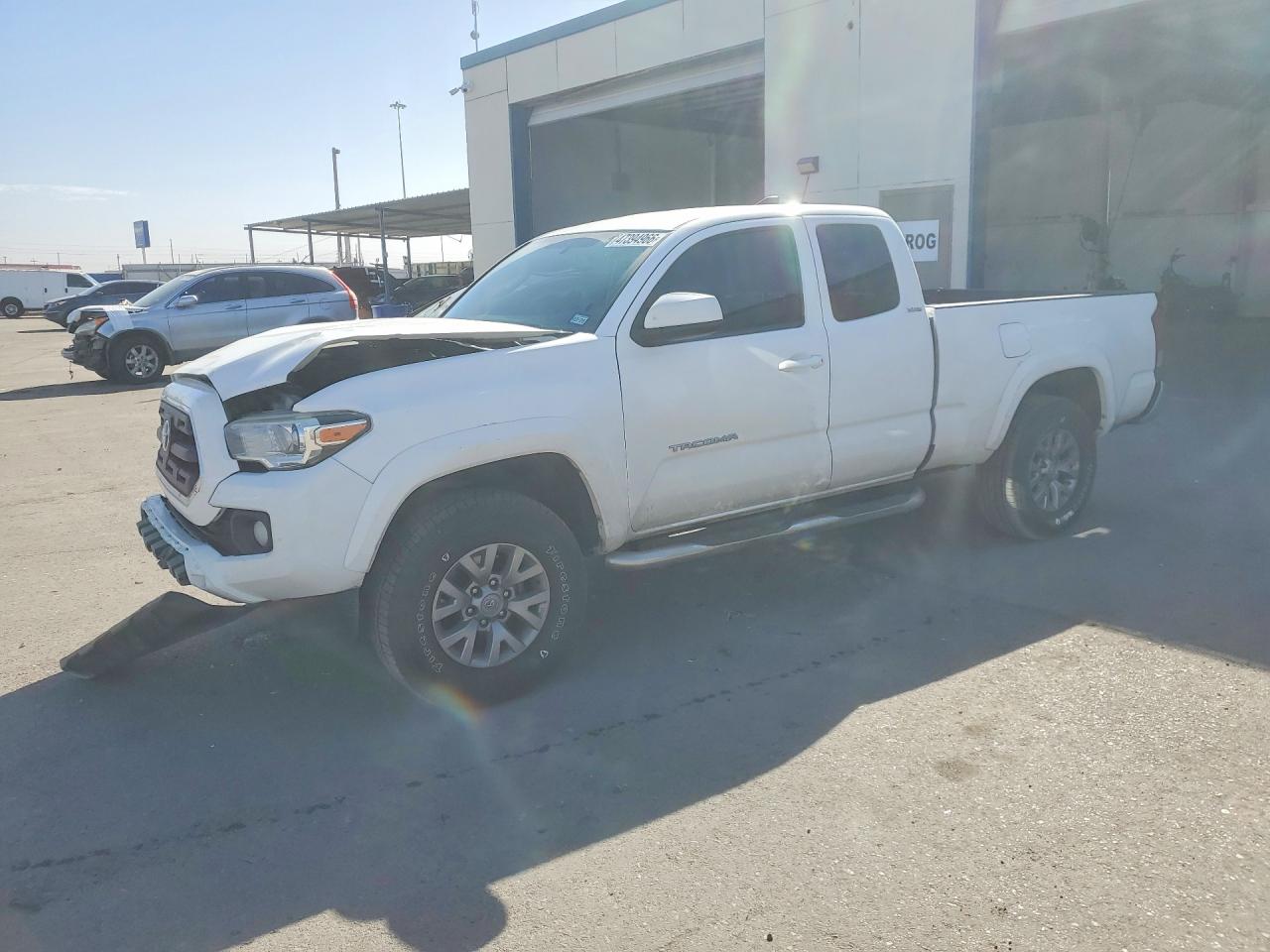 2017 TOYOTA TACOMA