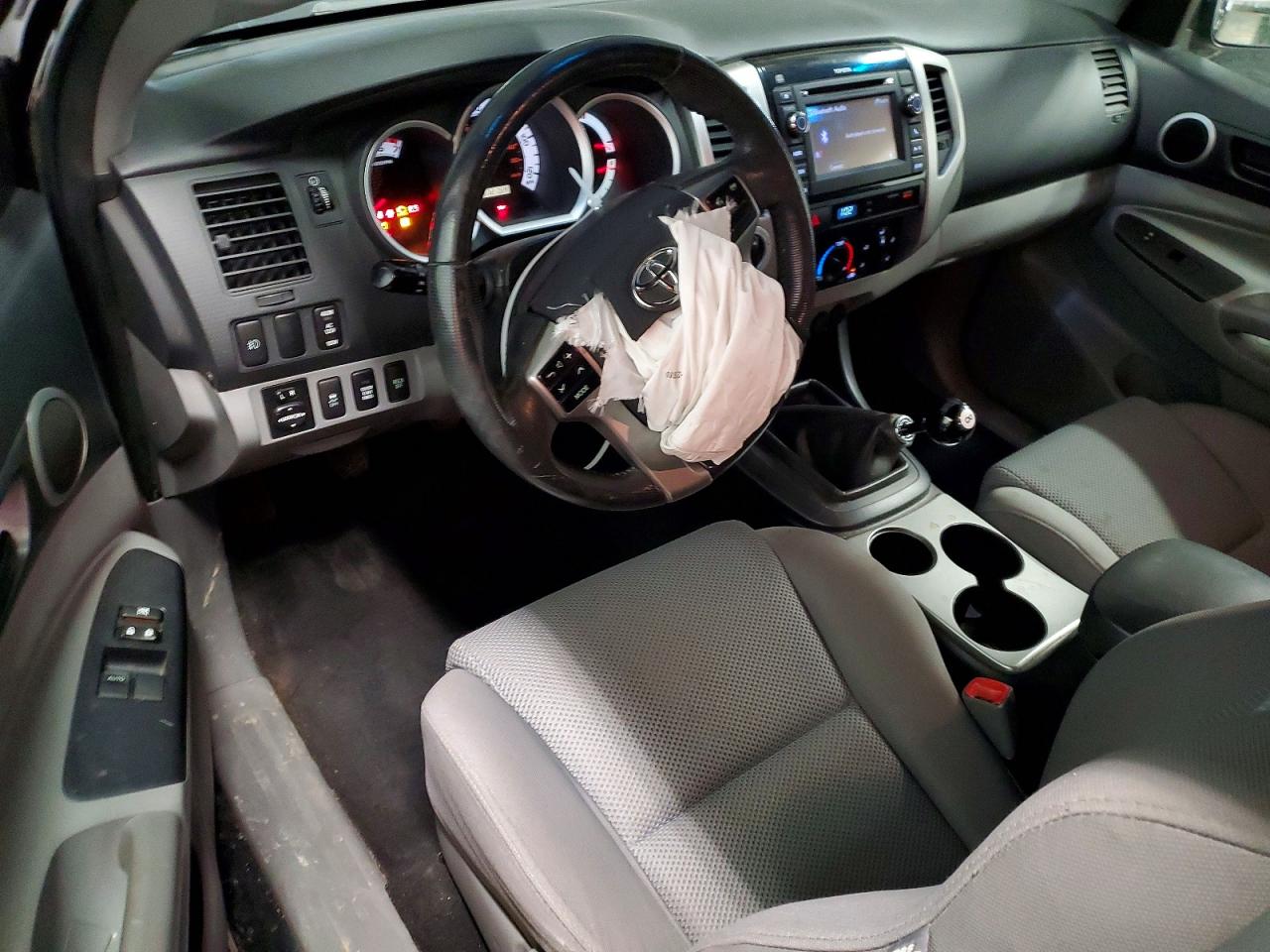 2013 TOYOTA TACOMA V6 photo 15