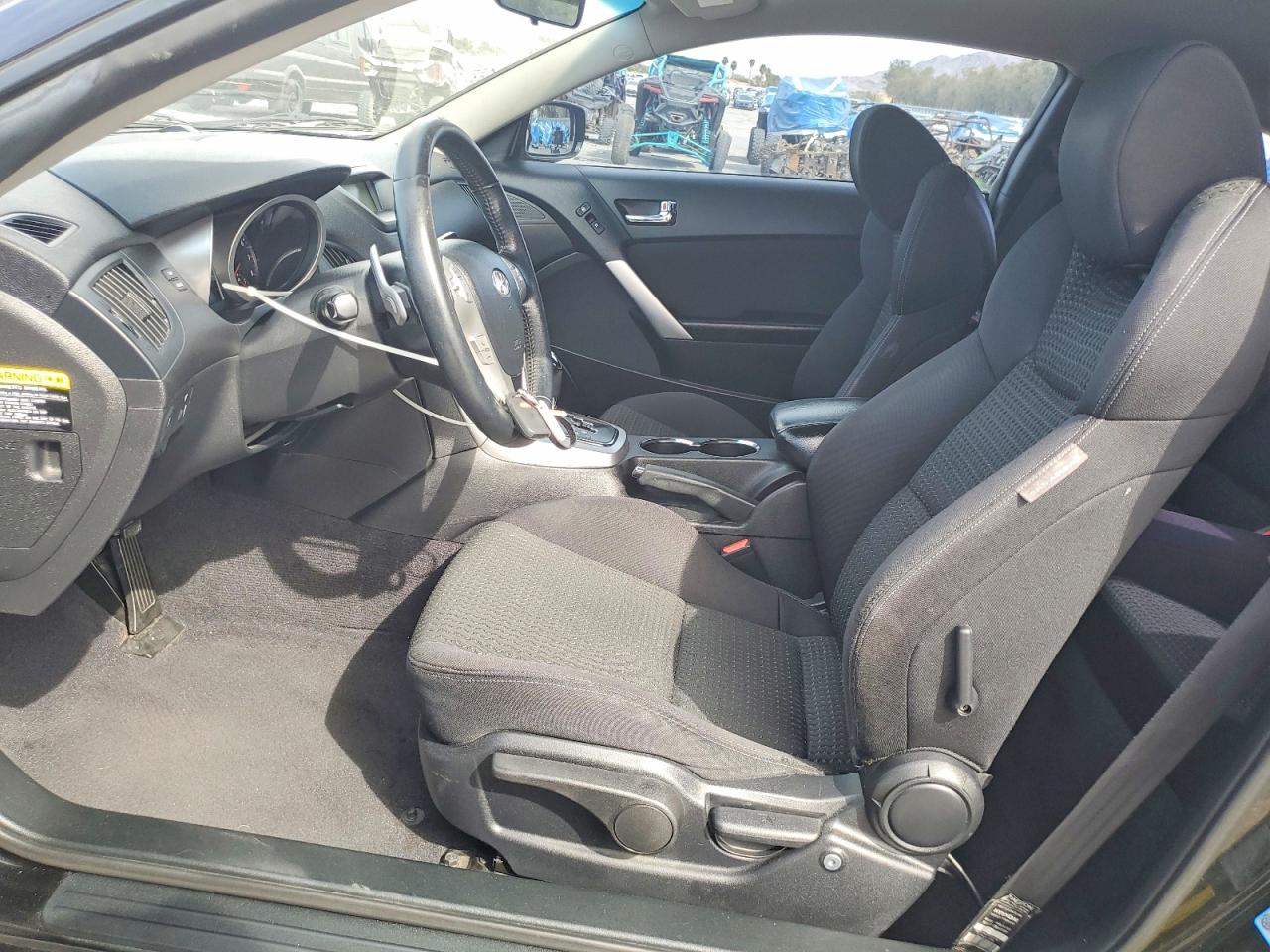 2010 HYUNDAI GENESIS COUPE 2.0T photo 7
