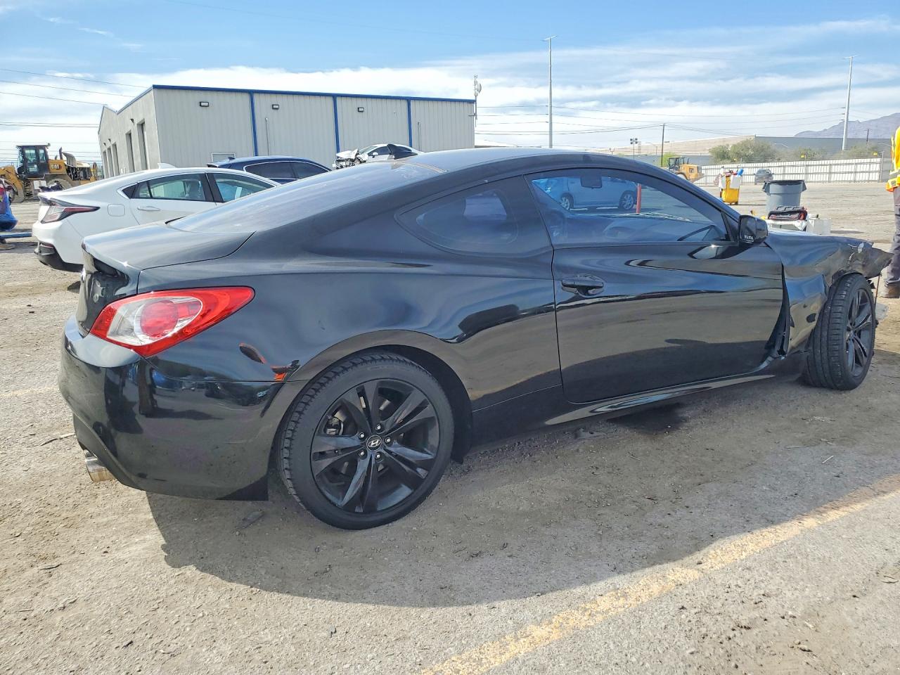 2010 HYUNDAI GENESIS COUPE 2.0T photo 3