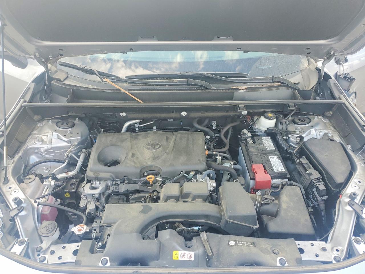 2022 TOYOTA RAV4 XLE photo 21
