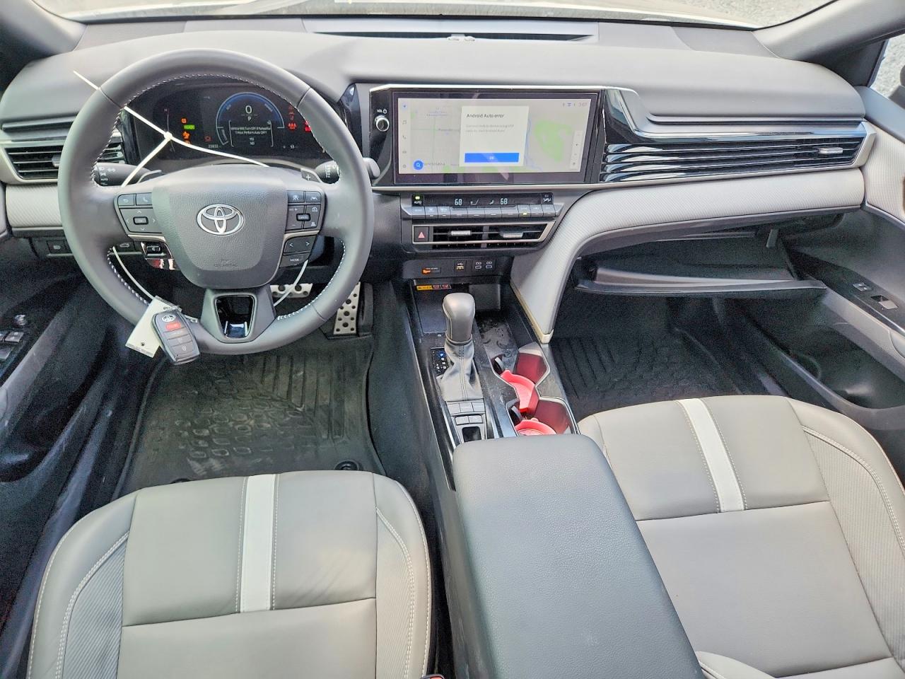 2025 TOYOTA CAMRY SE photo 8