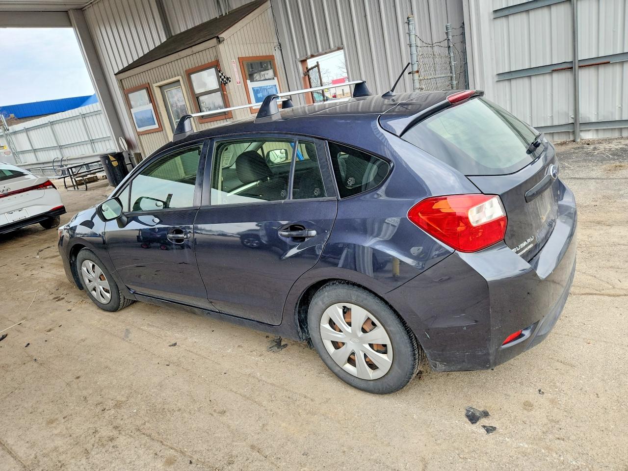 2015 SUBARU IMPREZA photo 4