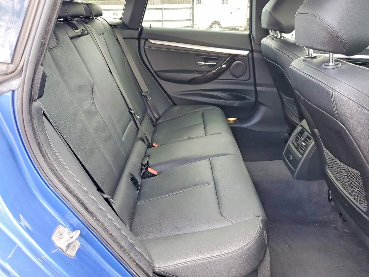 2017 BMW 330 XIGT photo 19