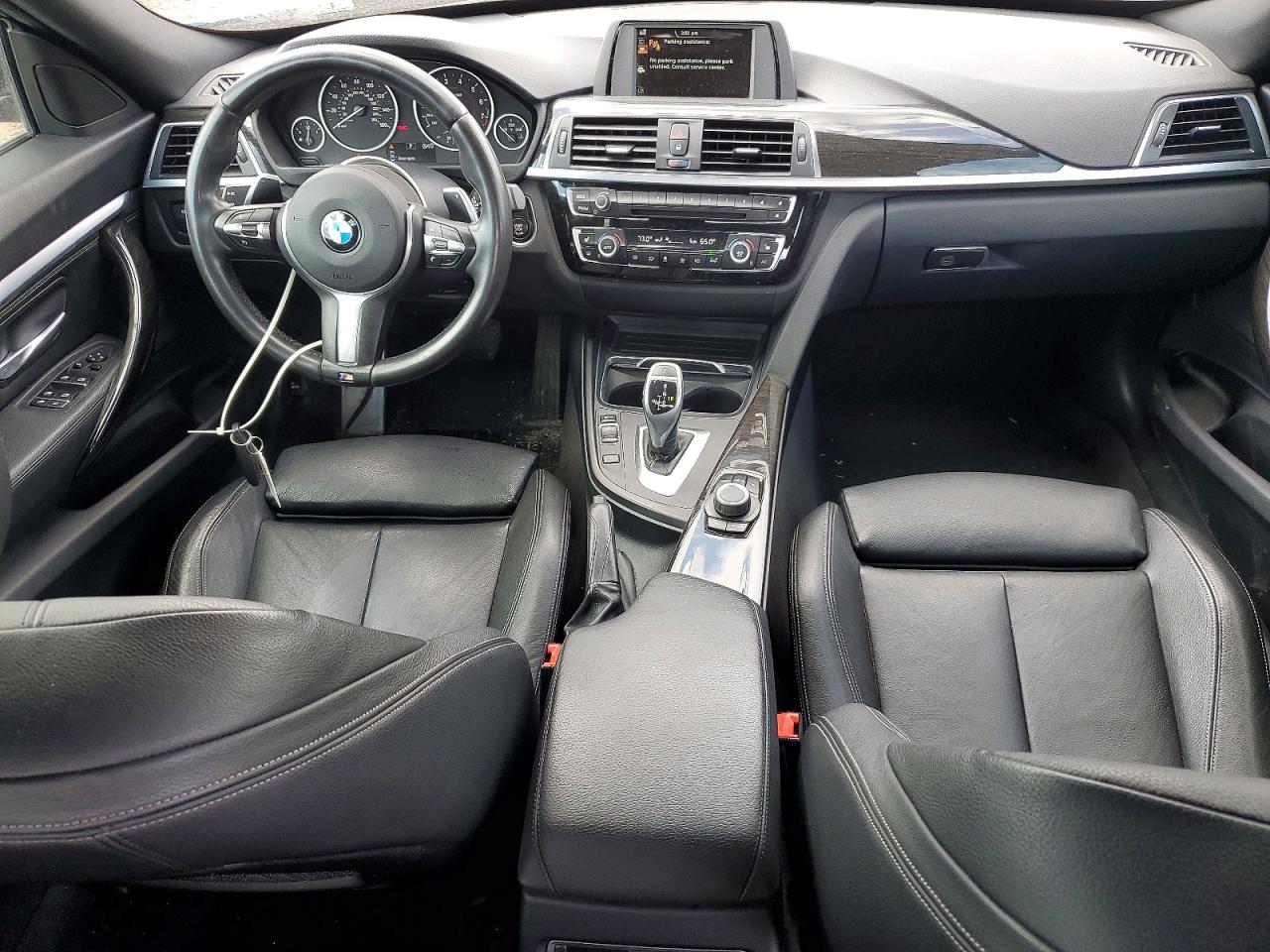 2017 BMW 330 XIGT photo 15