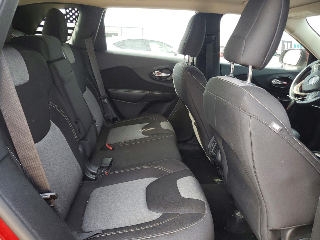 2014 JEEP CHEROKEE LATITUDE photo 10