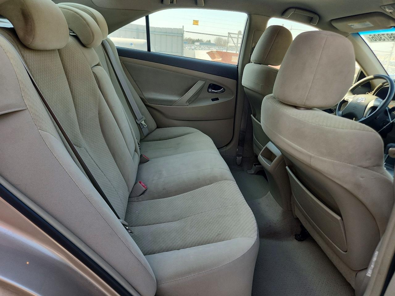 2009 TOYOTA CAMRY photo 19