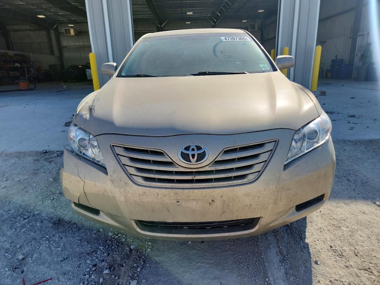 2009 TOYOTA CAMRY photo 9