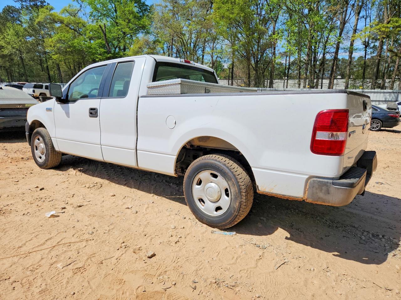 2005 FORD F150 photo 2