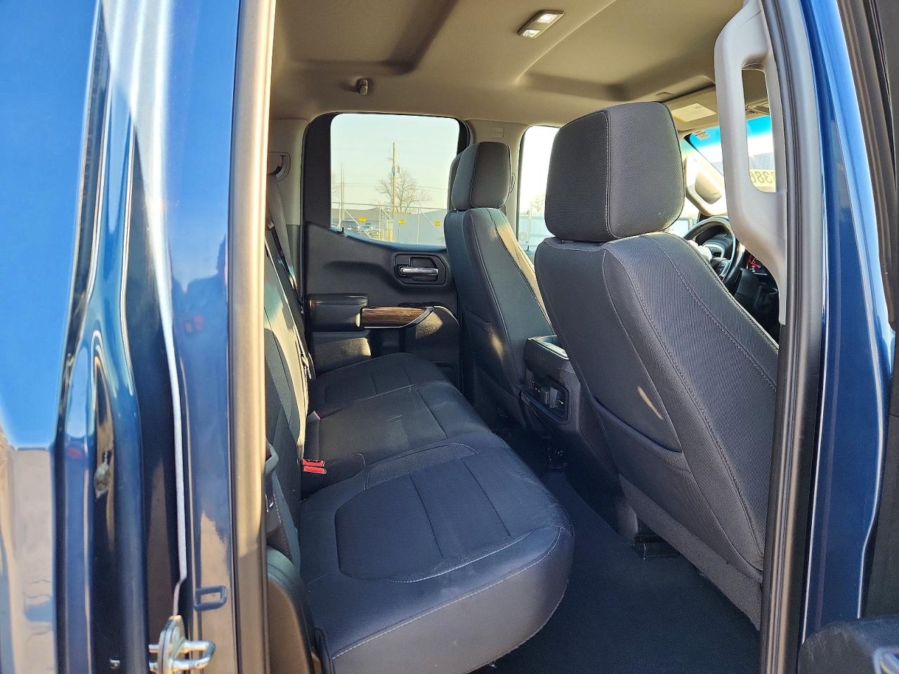 2019 CHEVROLET SILVERADO K1500 RST photo 19